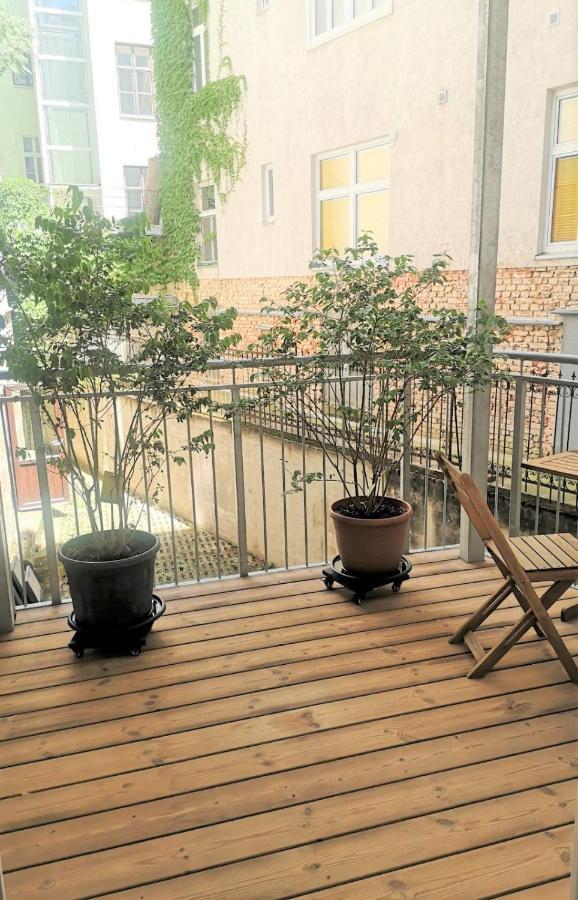 Ruhige Art-Garconniere Mit Balkon Apartment Виена Екстериор снимка